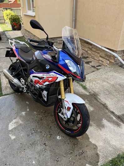BMW S 1000 XR