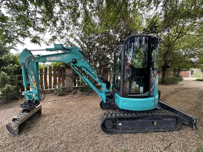 KOBELCO SK28SR-6E