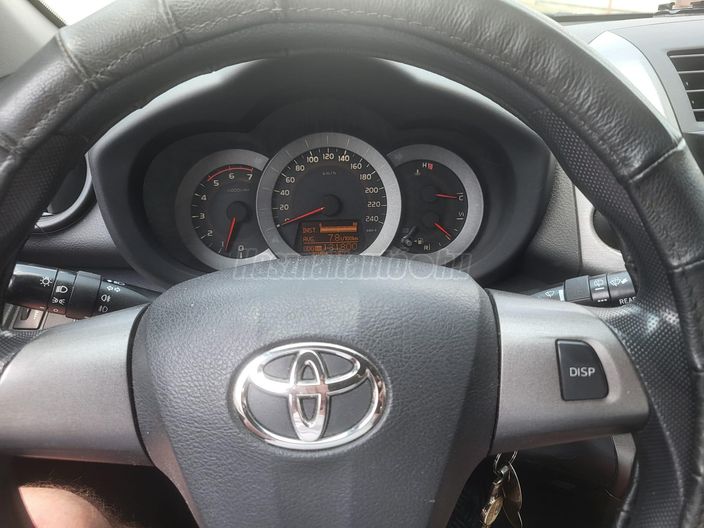 TOYOTA RAV 4 Rav4 2.2 D-4D Sol