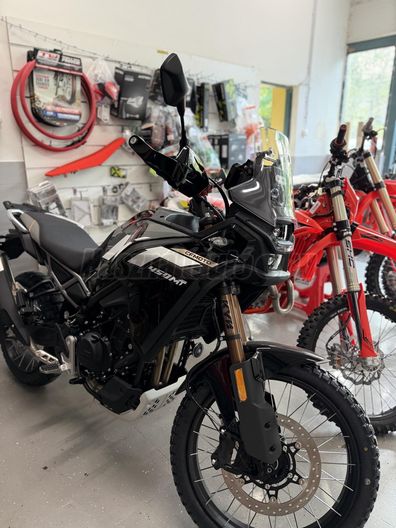 CFMOTO 450 MT