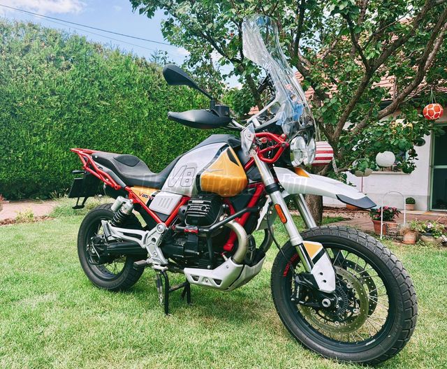MOTO GUZZI V85 TT