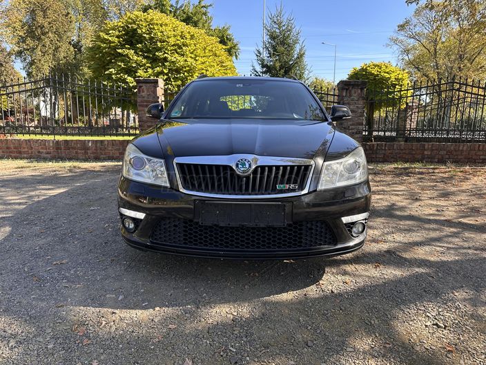 SKODA OCTAVIA Combi RS 2.0 TDI