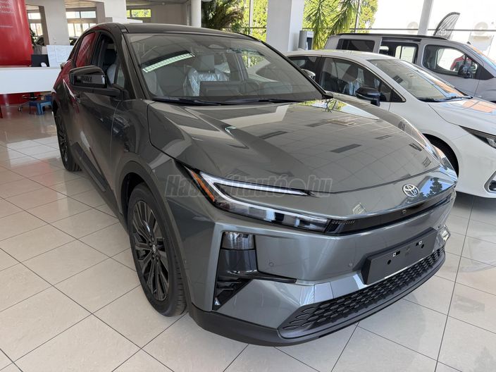 TOYOTA C-HR C-HR+ 77 kWh Executive AWD