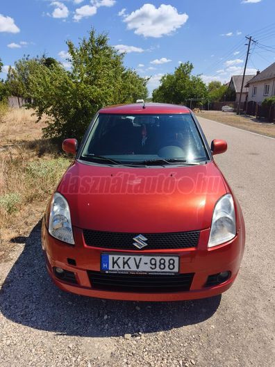 SUZUKI SWIFT 1.3 GLX CD AC