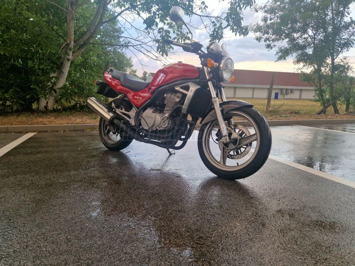 KAWASAKI ER-5