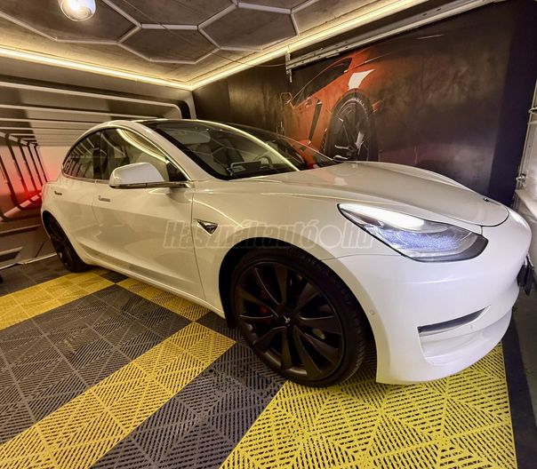TESLA MODEL 3 Performance AWD (Automata)