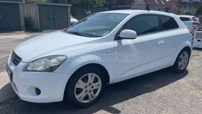 KIA PRO CEE'D 1.4 EX