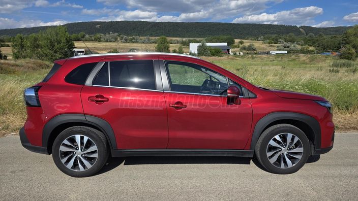 SUZUKI SX4 S-CROSS