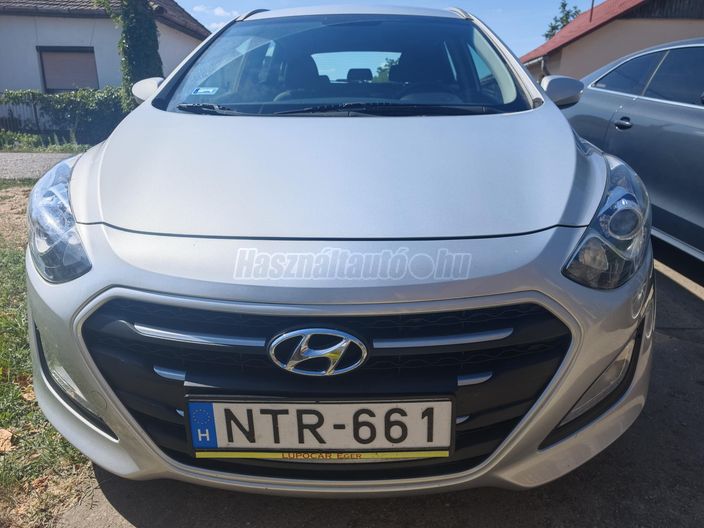 HYUNDAI I30 1.6 CRDi HP ISG Comfort DSG
