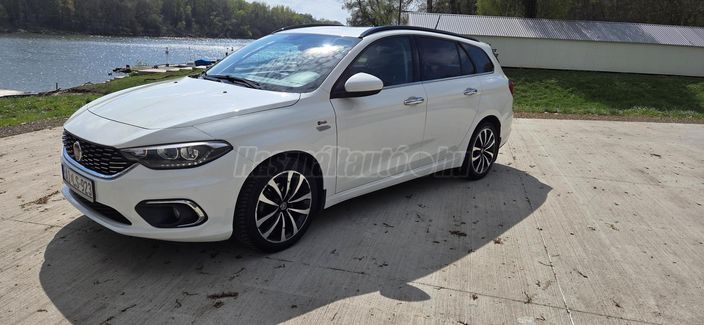 FIAT TIPO 1.4 T-Jet Lounge