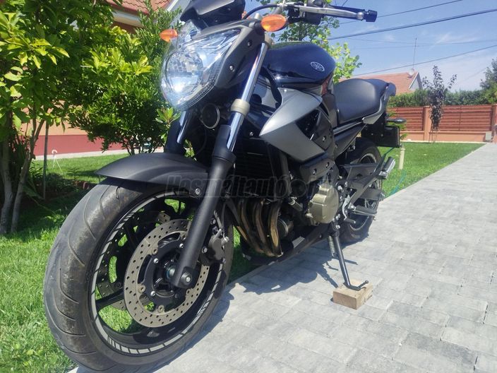 YAMAHA XJ 6 N