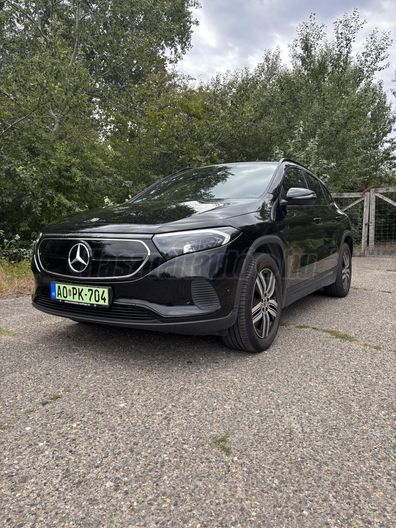 MERCEDES-BENZ EQA 250