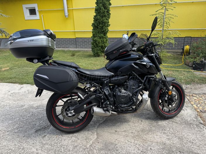 YAMAHA MT-07