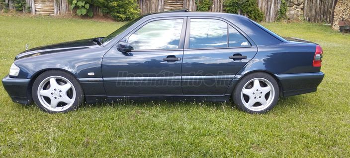 MERCEDES-BENZ C-OSZTÁLY C 200 Esprit