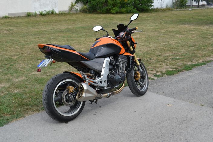 KAWASAKI Z 1000