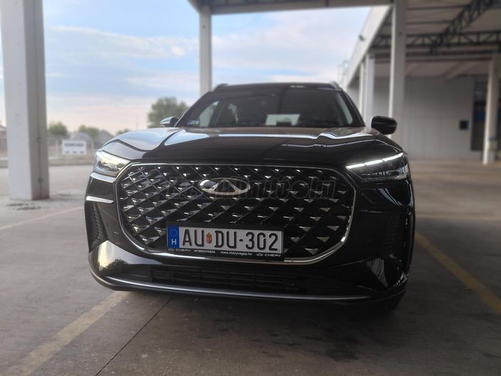 CHERY TIGGO 8 1.6 T-DGI Luxury DCT [7 személy]