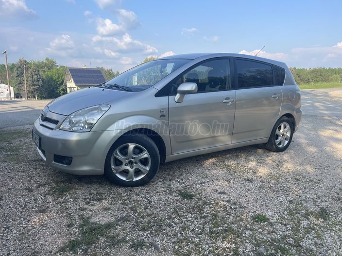 TOYOTA COROLLA VERSO 1.8 Linea Sol