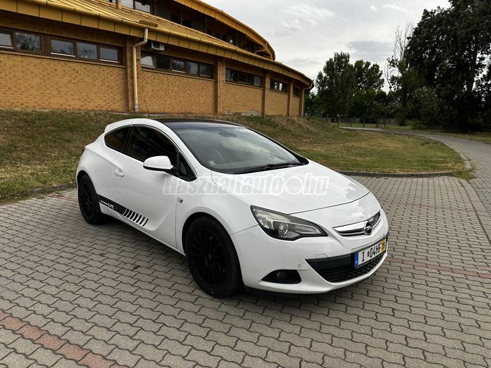 OPEL ASTRA J GTC 1.7 CDTI Start-Stop Sport