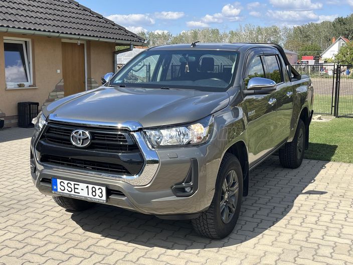 TOYOTA HILUX 2.8 D-4D 4x4 Double Active