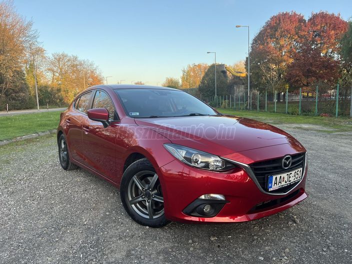MAZDA 3 2.2 D Attraction