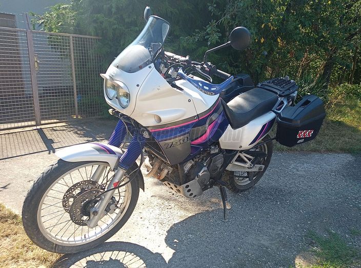 YAMAHA XTZ 750