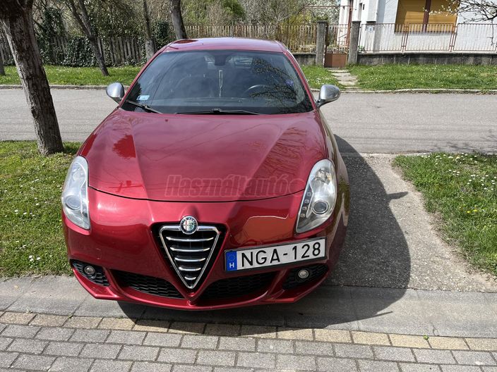 ALFA ROMEO GIULIETTA 1.6 JTDM-2 Distinctive