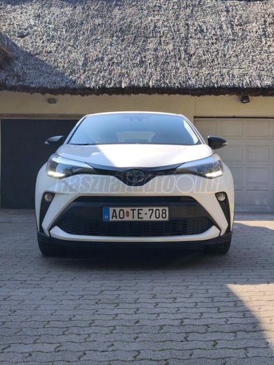 TOYOTA C-HR 1.8 Hybrid Comfort Business e-CVT