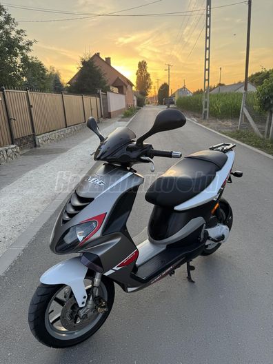PIAGGIO NRG