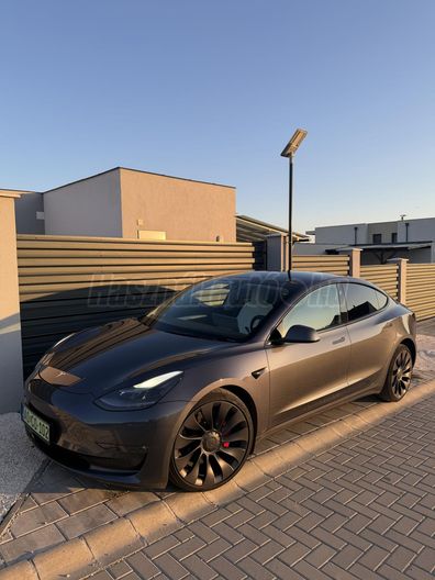 TESLA MODEL 3 Performance AWD (Automata)