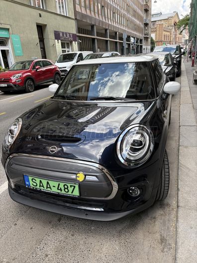 MINI MINI COOPER SE XL