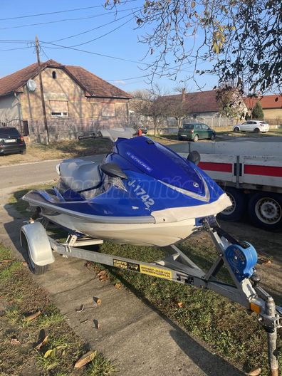 YAMAHA WAVERUNNER VX 1100-F