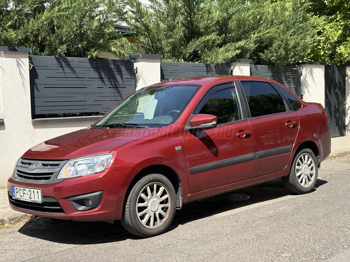 LADA GRANTA Sedan 1.6 Lux (Automata)