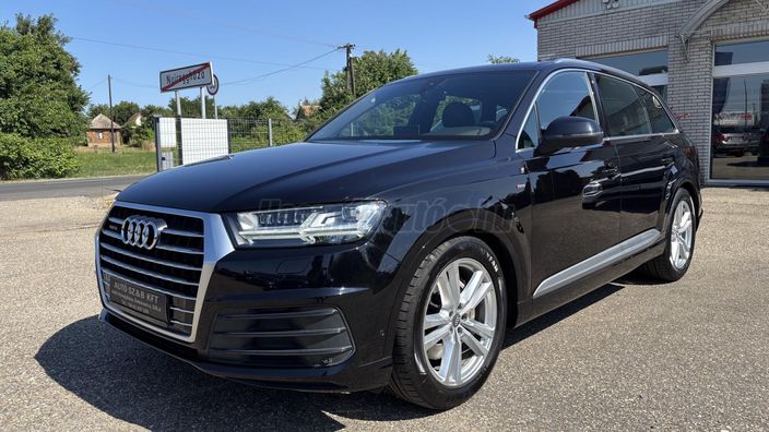 AUDI Q7 3.0 V6 TDI quattro Tiptronic ic [7 személy]