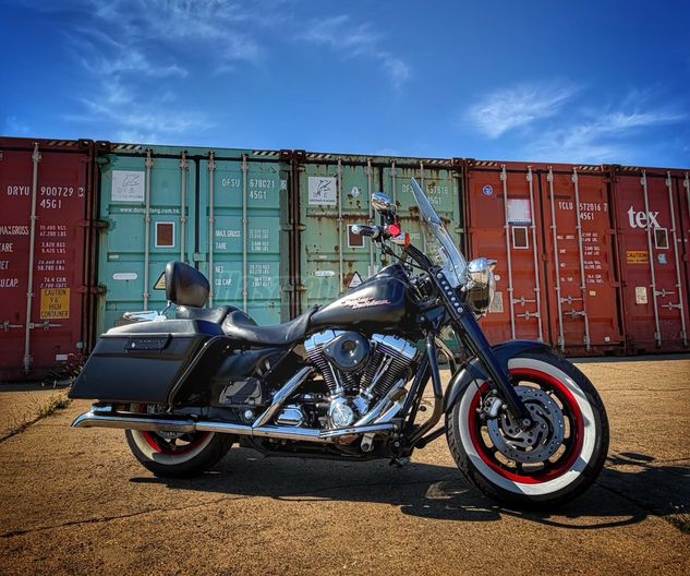 HARLEY-DAVIDSON ROAD KING
