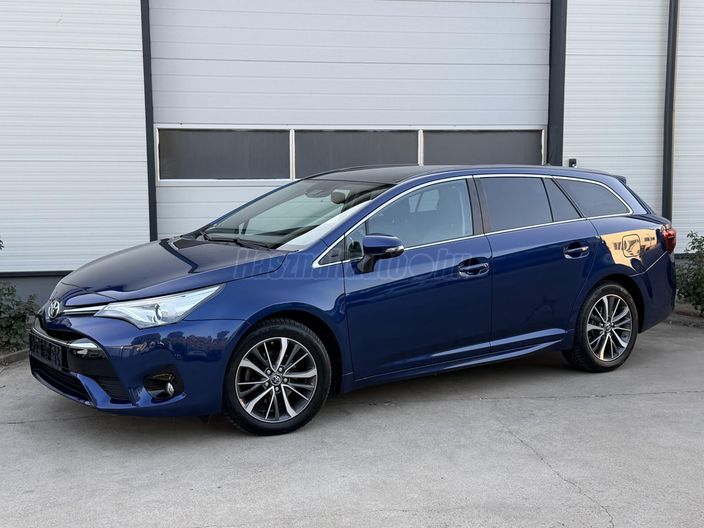 TOYOTA AVENSIS Touring Sports 1.8 Active
