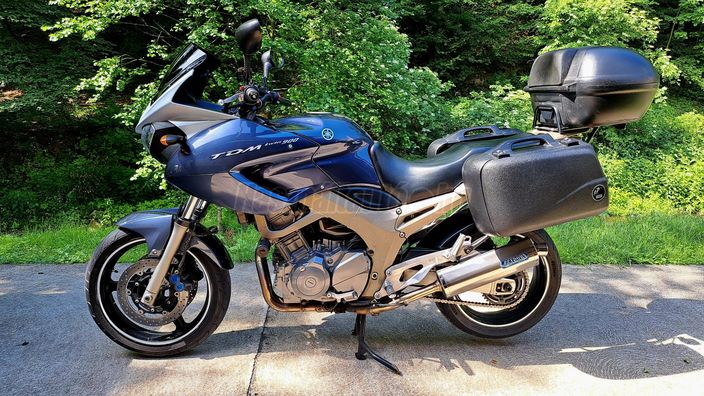 YAMAHA TDM 900