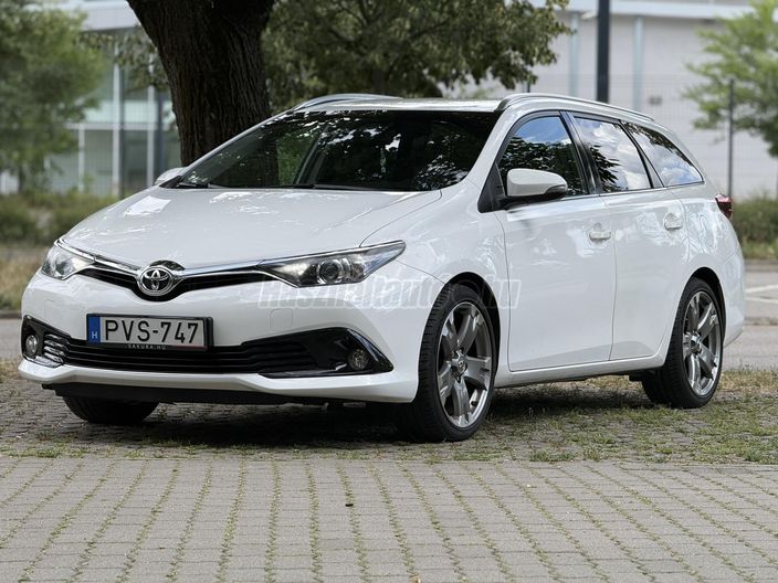 TOYOTA AURIS Touring Sports 1.6 Executive MY17 (Automata)