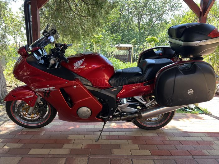 HONDA CBR 1100 XX