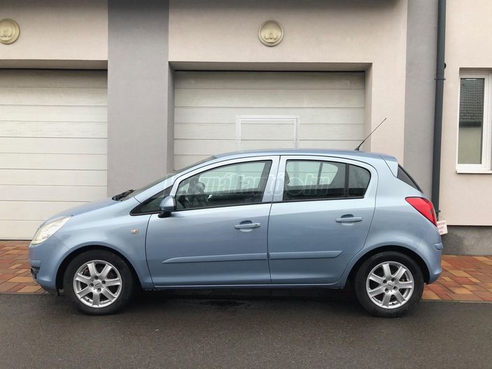 OPEL CORSA D 1.4 Enjoy
