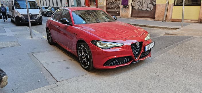 ALFA ROMEO GIULIA 2.0 MultiAir Competizione (Automata)