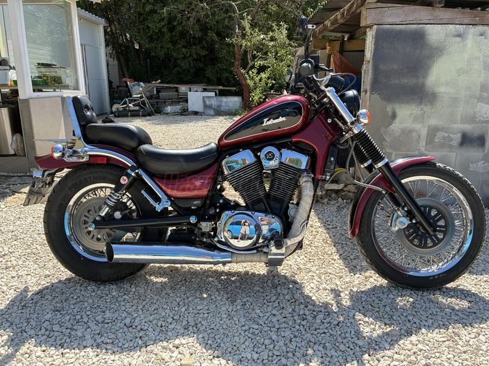SUZUKI VS 1400 (INTRUDER)