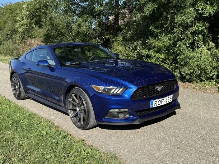 FORD MUSTANG Fastback 2.3 EcoBoost (Automata)