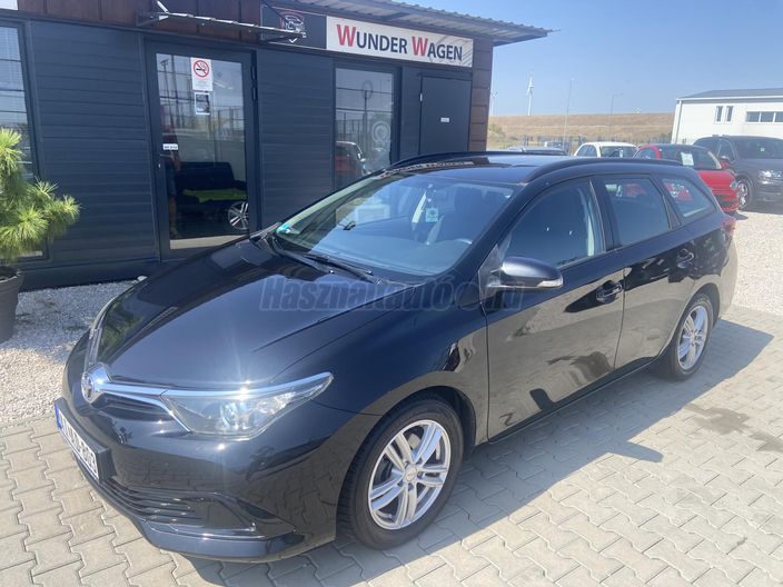 TOYOTA AURIS Touring Sports 1.33 Active