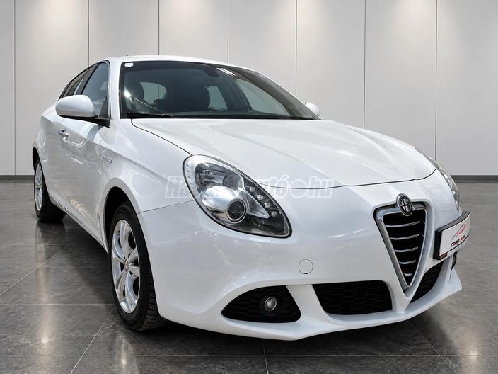 ALFA ROMEO GIULIETTA 1.6 JTDM-2 Distinctive