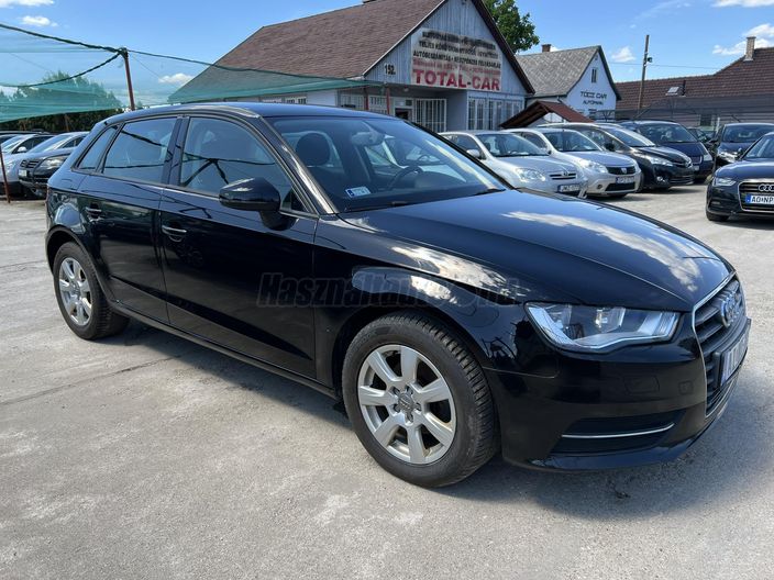 AUDI A3 Sportback 2.0 TDI Attraction