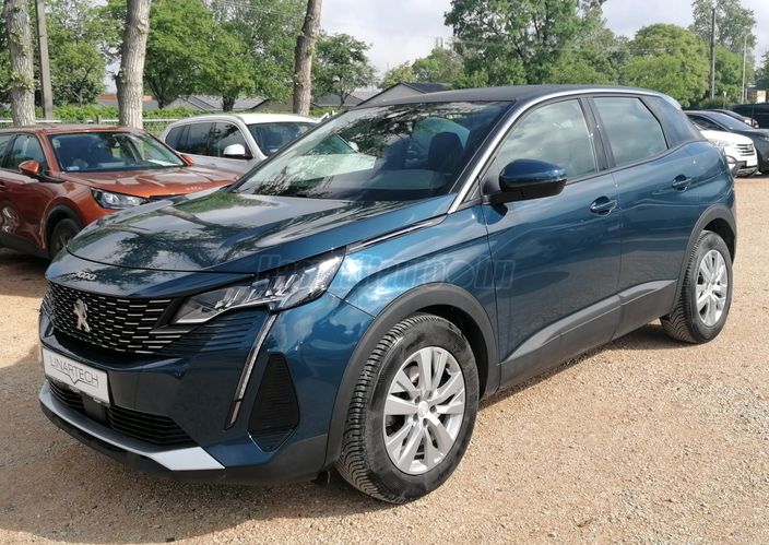 PEUGEOT 3008 1.2 PureTech Active Pack