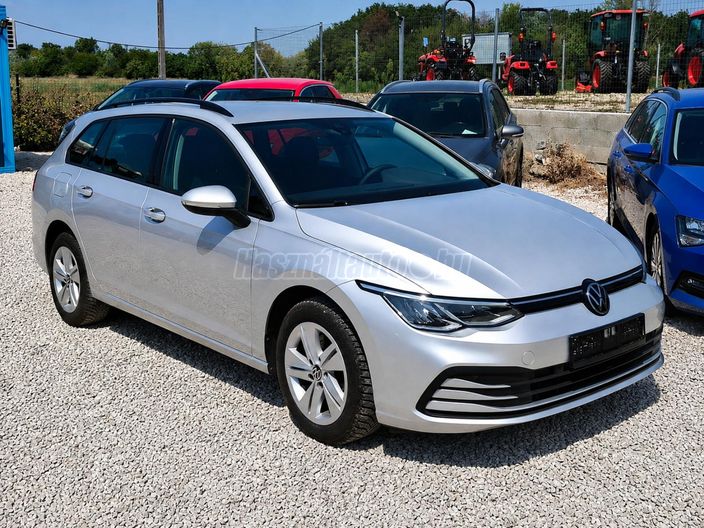 VOLKSWAGEN GOLF VIII Variant 2.0 TDI Life