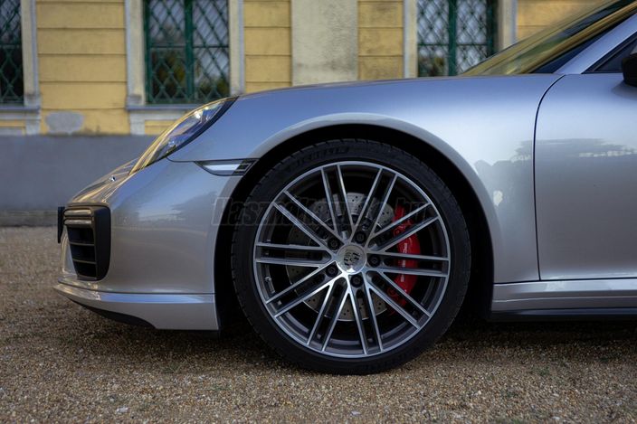 PORSCHE 911 Turbo PDK