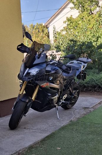 BMW S 1000 XR