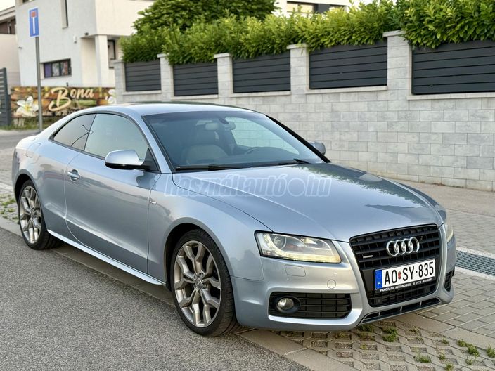 AUDI A5 Coupé 3.0 TDI DPF quattro